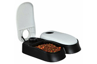 Кормушка автоматическая TRIXIE - TX2, 2 x 300 мл / 27 x 7 x 24 см.